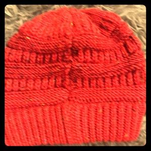 A red winter hat